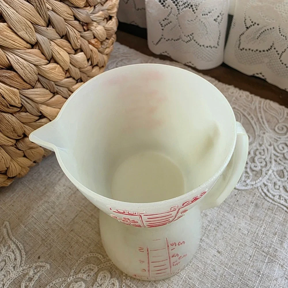 Vintage Tupperware Measuring Cup: Double Sided‎ Wet/Dry 1-Cup Plastic Hourglass